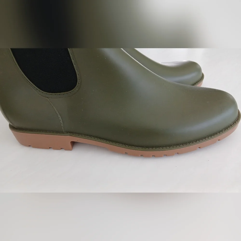AMOJI Waterproof Slip‑On Rain Booties – Olive Green – Size 28 (Unisex)